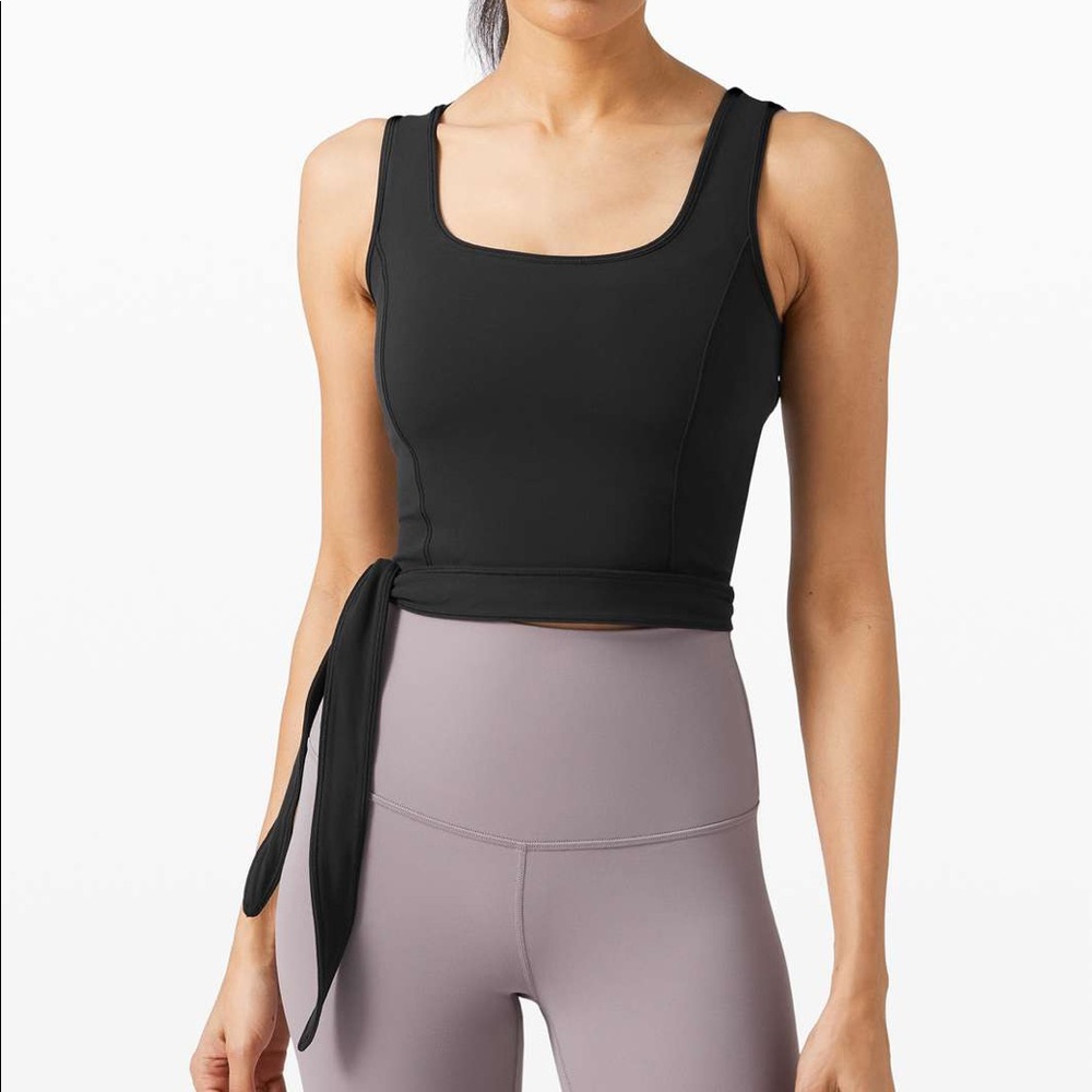 LULULEMON GET CENTERED CROP TANK TOP